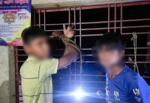চুরির দায়ে শিশু শিক্ষার্থী’কে নির্যাতন