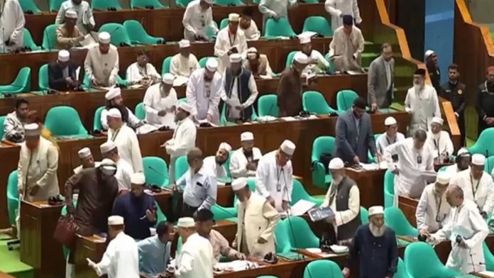 AP-1775831730-11271_1775831746