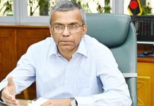 সরকারি বাসভবনে উঠছেন না গভর্নর: শাহরিয়ার সিদ্দিকী