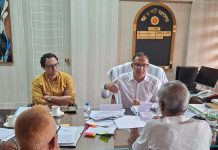 বস্ত্র ও পাট প্রতিমন্ত্রীর সাথে জাতীয়তাবাদী পাট শ্রমিকদলের সাক্ষাৎ